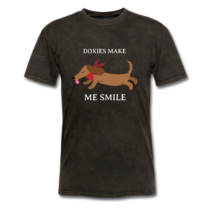 Doxies make me smile Unisex Classic T-Shirt - mineral black